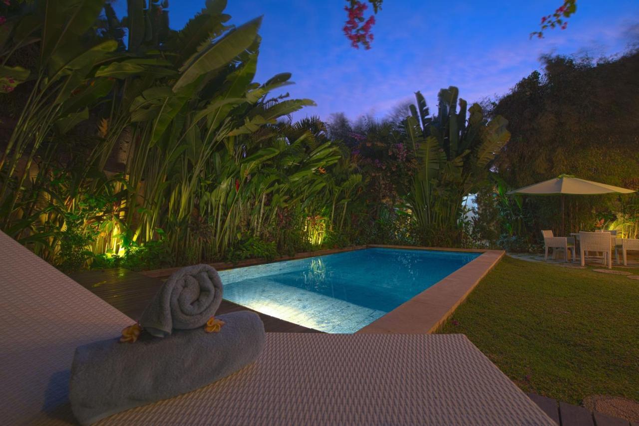 Villa Enjoy - Seminyak Center ภายนอก รูปภาพ