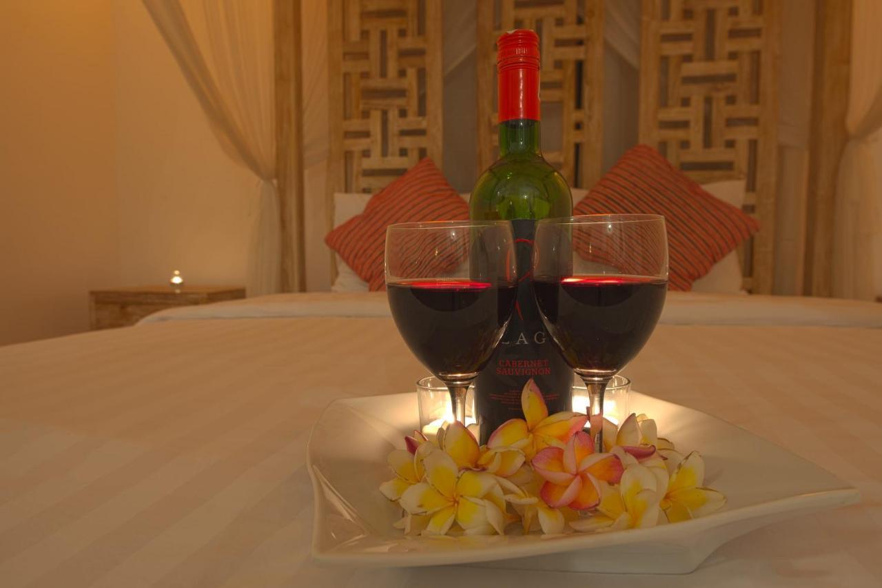 Villa Enjoy - Seminyak Center ภายนอก รูปภาพ