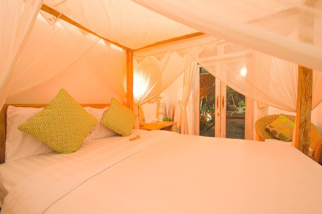 Villa Enjoy - Seminyak Center ภายนอก รูปภาพ